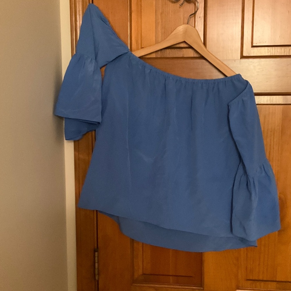 Lilly Pulitzer Blue Off-Shoulder Bell Sleeve Top